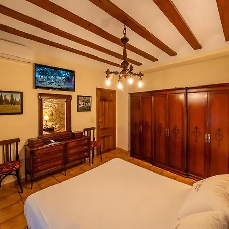Holiday home Casa&spa Don Gonzalo Hoya-Gonzalo